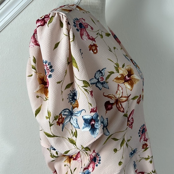 Lily White L Pink Floral Blouse - Picture 7 of 13